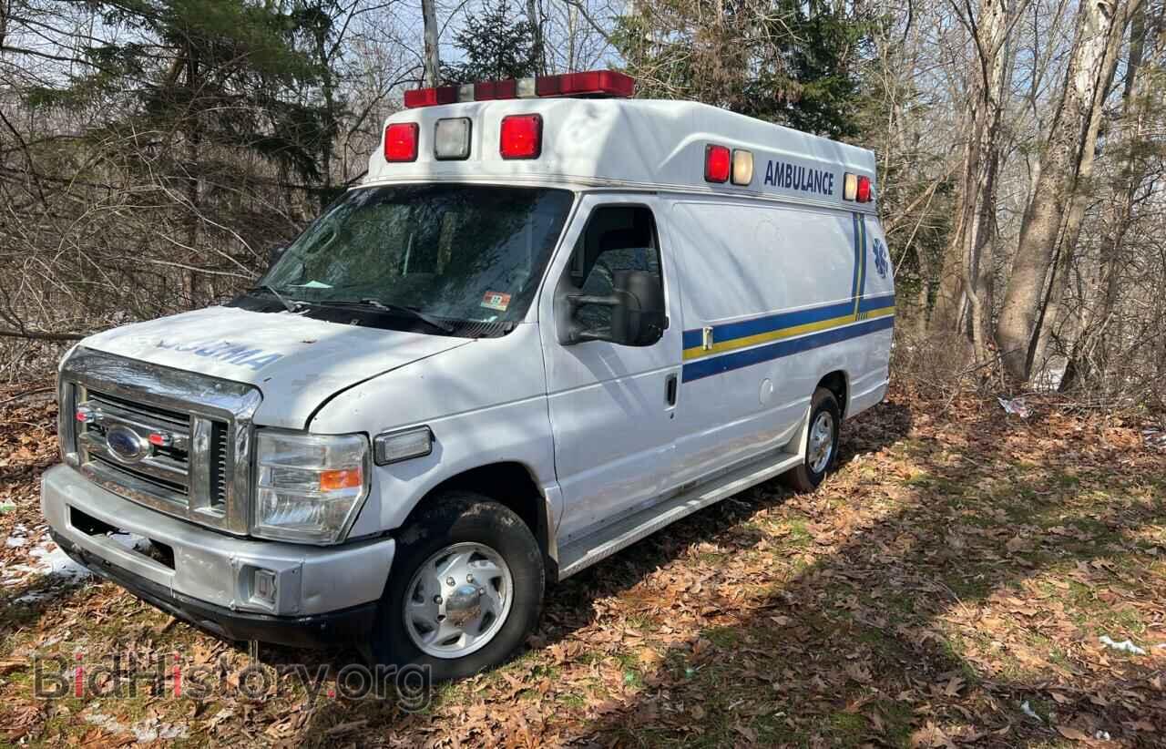 2012 FORD ECONOLINE - VIN: 1FDSS3EL8CDB10231 - Photo 2