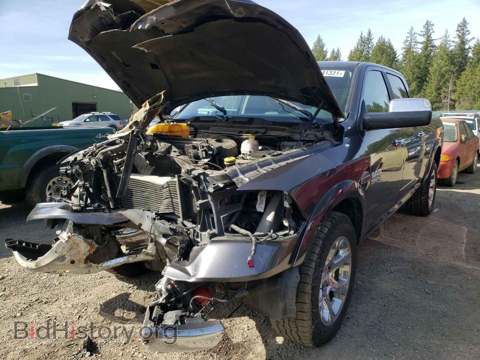 2015 RAM 1500 - VIN: 1C6RR7VM0FS584891 - Фото 2