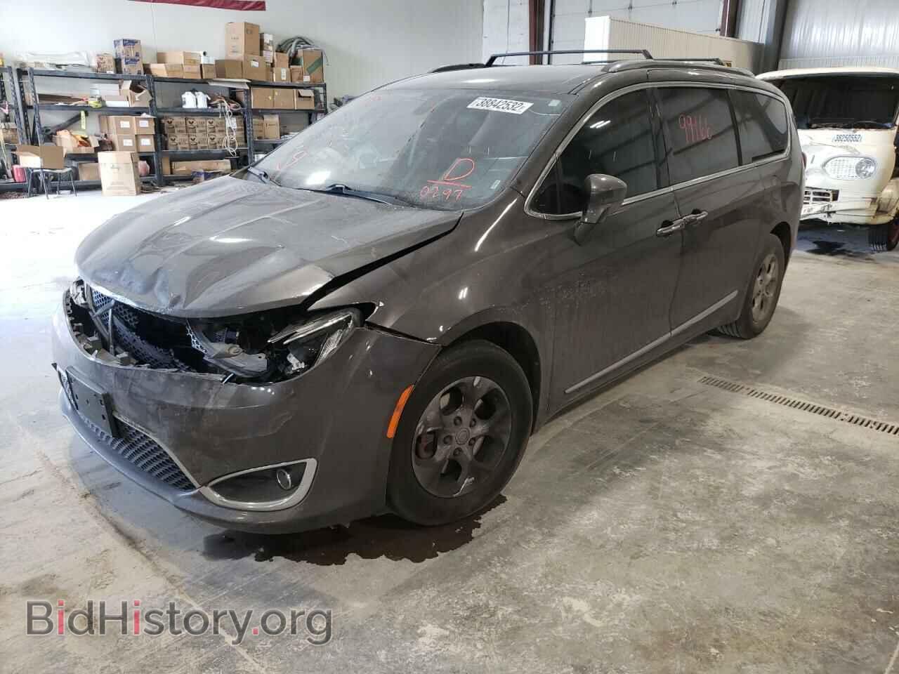 2017 CHRYSLER PACIFICA - VIN: 2C4RC1EGXHR660297 - Photo 2