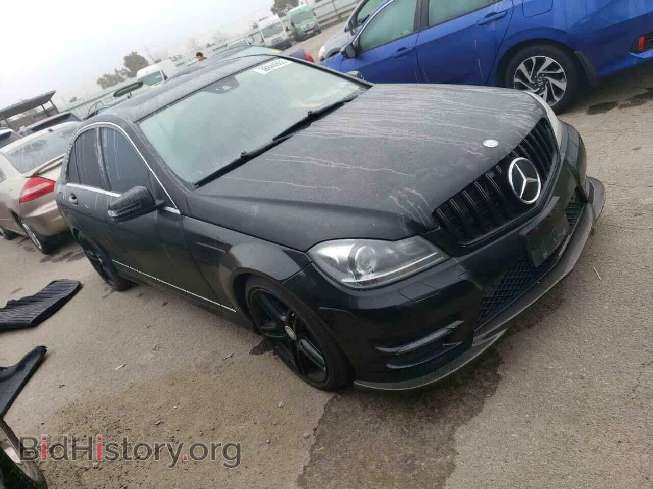 2013 MERCEDES-BENZ C-CLASS - VIN: WDDGF4HB2DA809015 - Фото 4