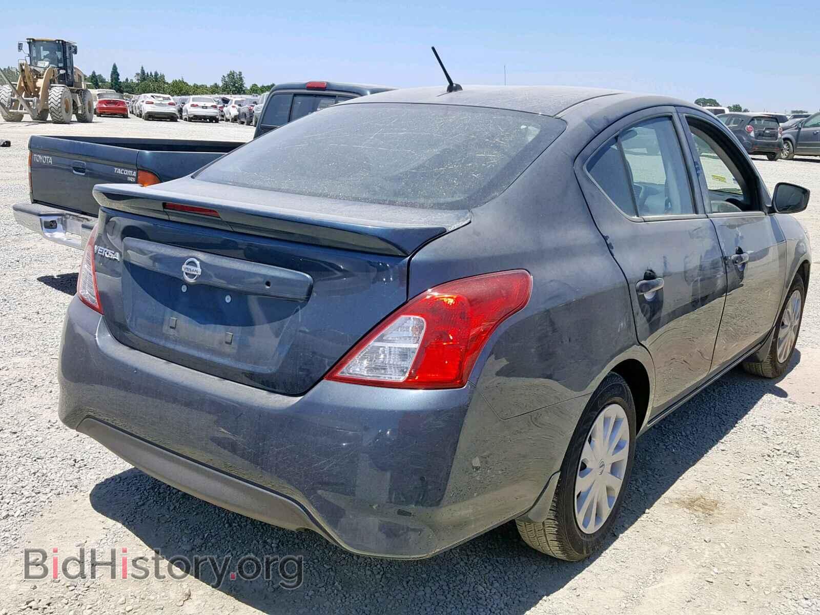 2017 NISSAN VERSA - VIN: 3N1CN7AP3HL829973 - Photo 4