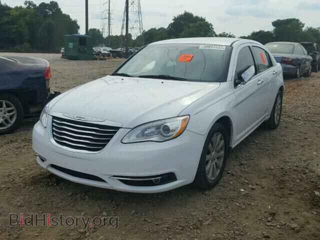 2013 CHRYSLER 200 - VIN: 1C3CCBCG1DN527227 - Фото 2