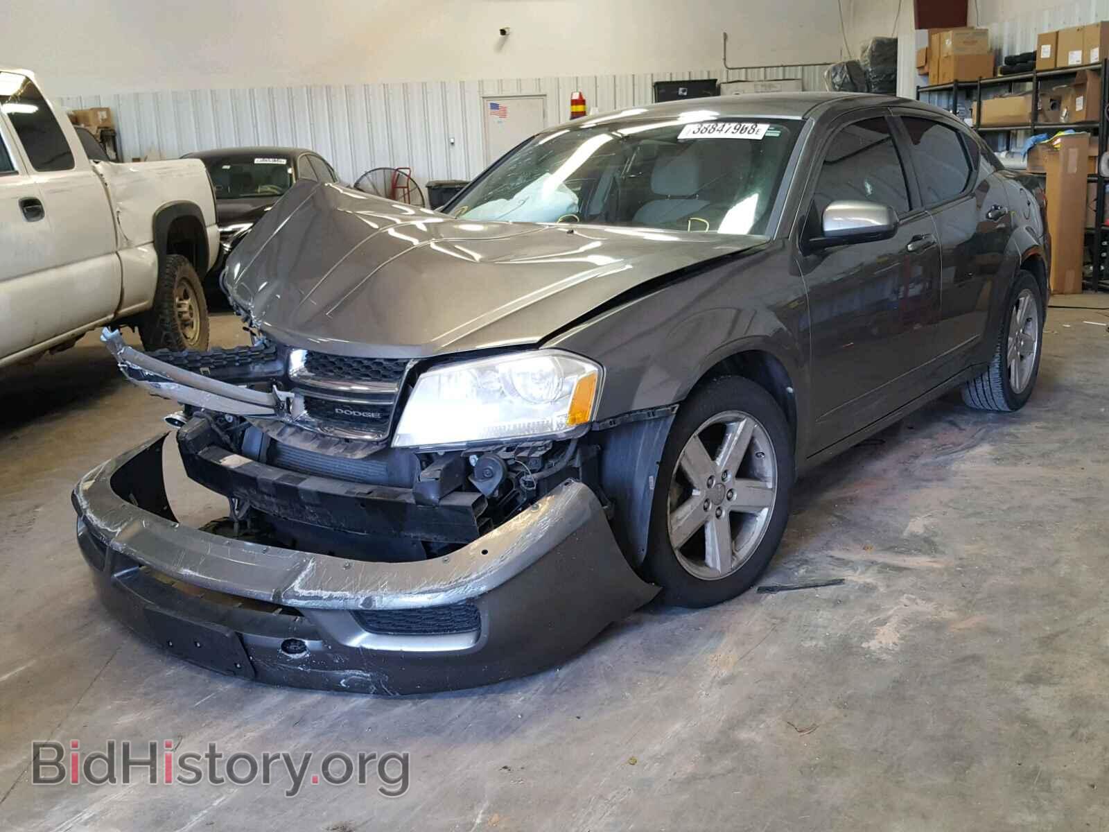 2011 DODGE AVENGER - VIN: 1B3BD1FB2BN588986 - Фото 2