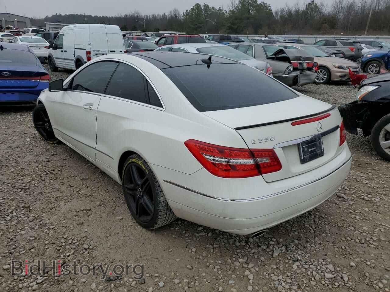 2011 MERCEDES-BENZ E-CLASS - VIN: WDDKJ5GB1BF076830 - Фото 2