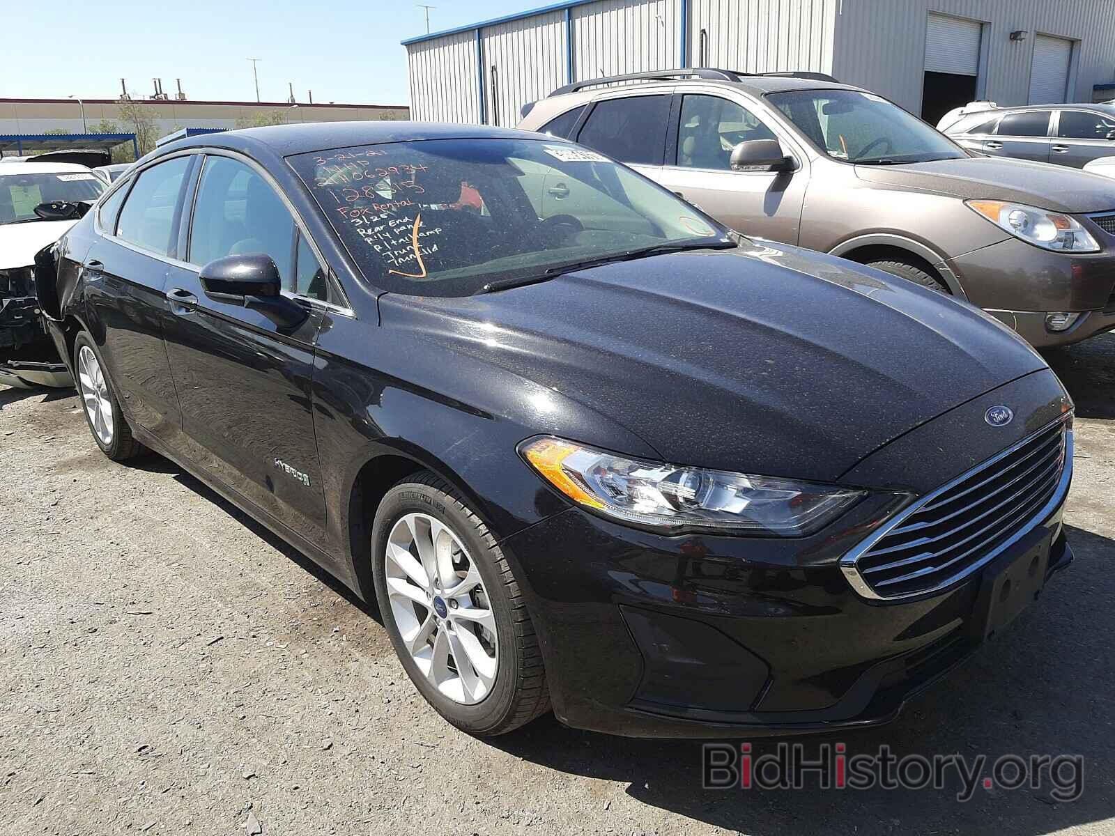 Фотография 3FA6P0LU3KR261636 - FORD FUSION 2019