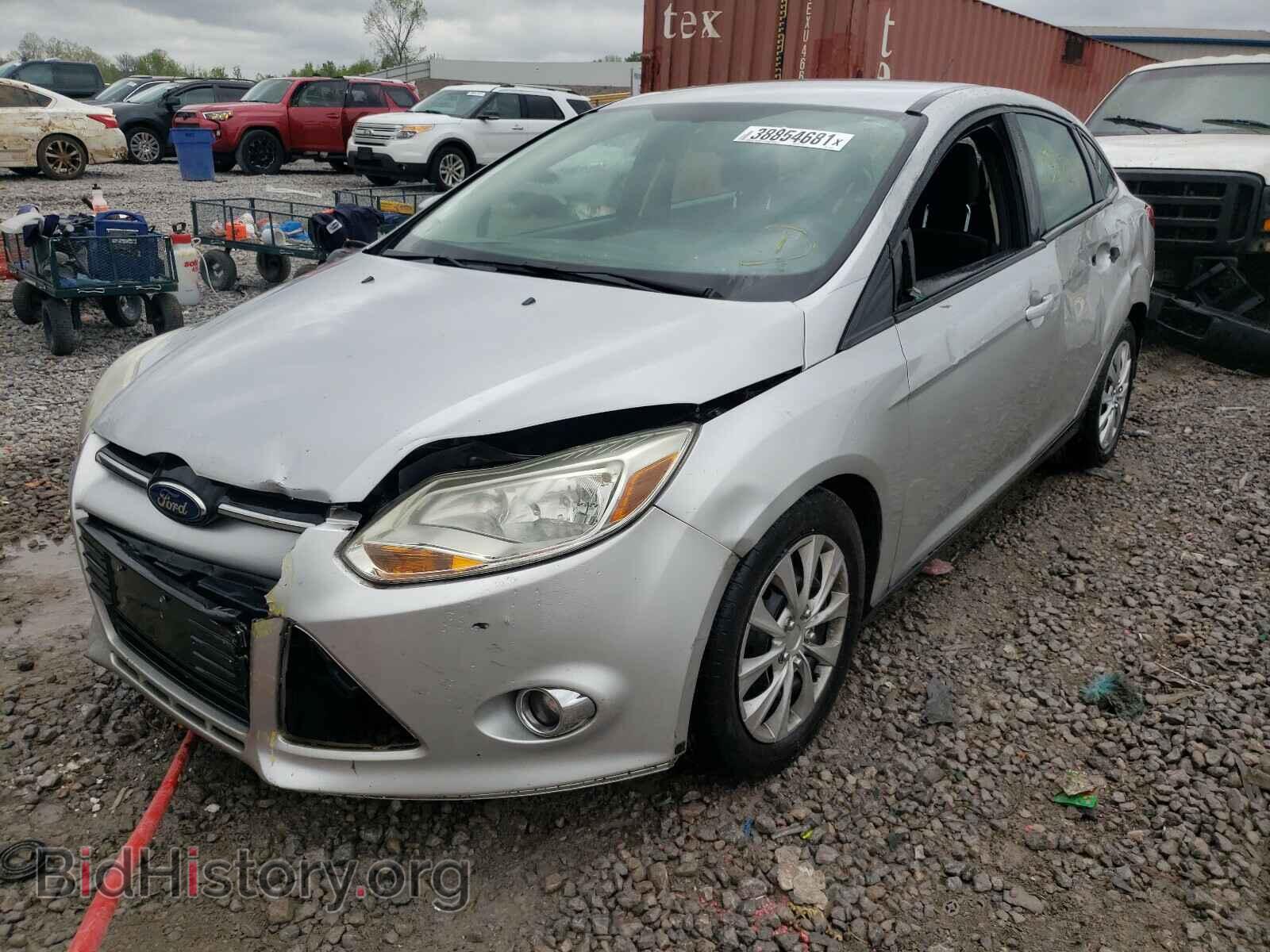 2012 FORD FOCUS - VIN: 1FAHP3F27CL186587 - Photo 2