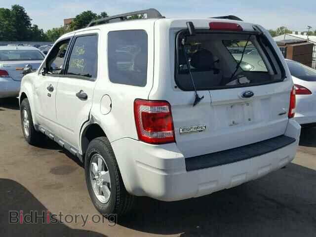 2009 FORD ESCAPE - VIN: 1FMCU93769KD04428 - Фото 3