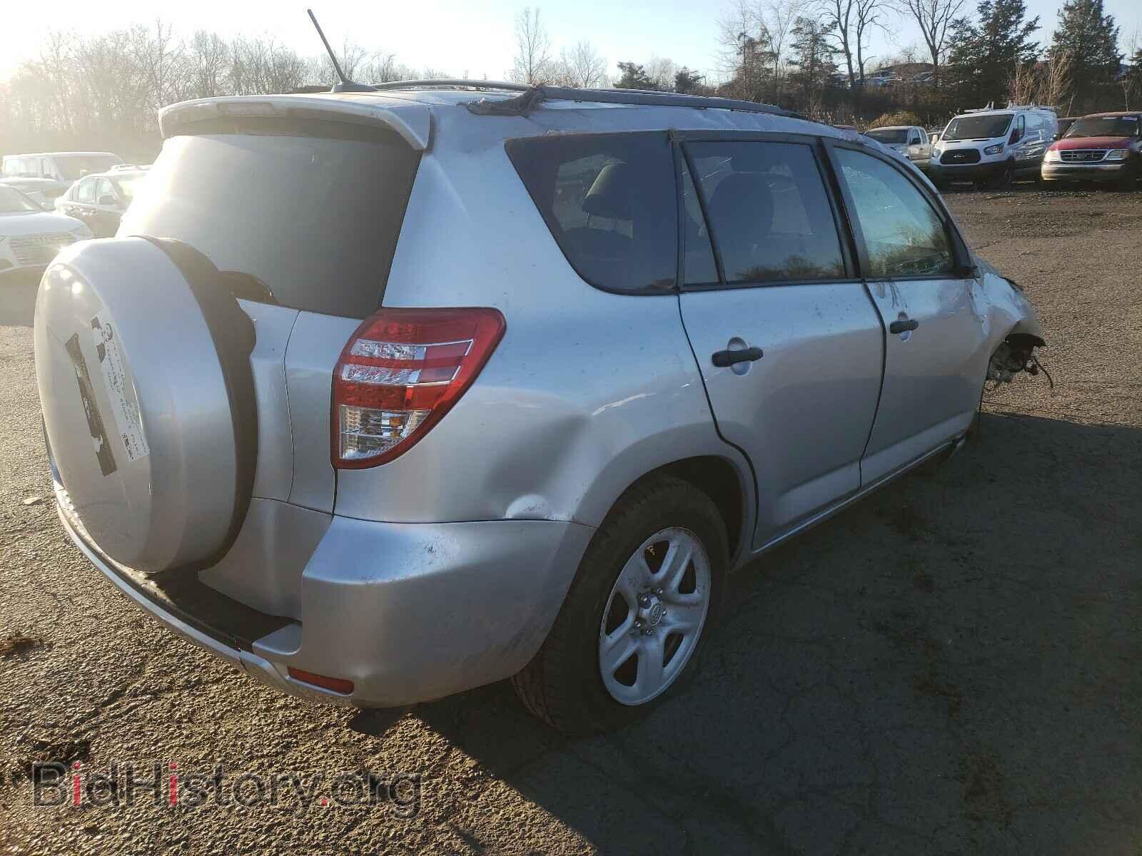 2012 TOYOTA RAV4 - VIN: 2T3KF4DV5CW109302 - Photo 4
