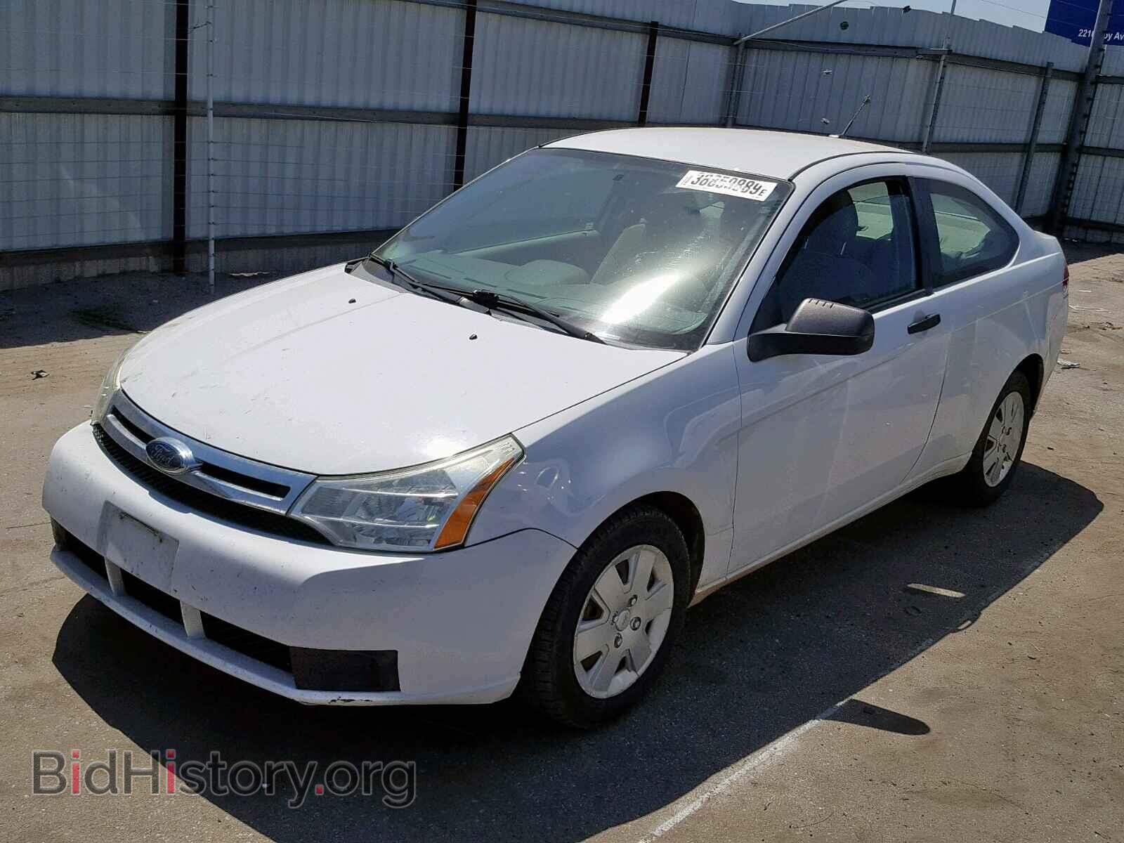 2008 FORD FOCUS - VIN: 1FAHP32N68W102913 - Фото 2