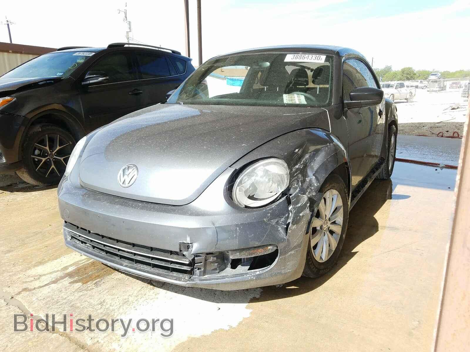 2013 VOLKSWAGEN BEETLE - VIN: 3VWFP7AT5DM626246 - Фото 2