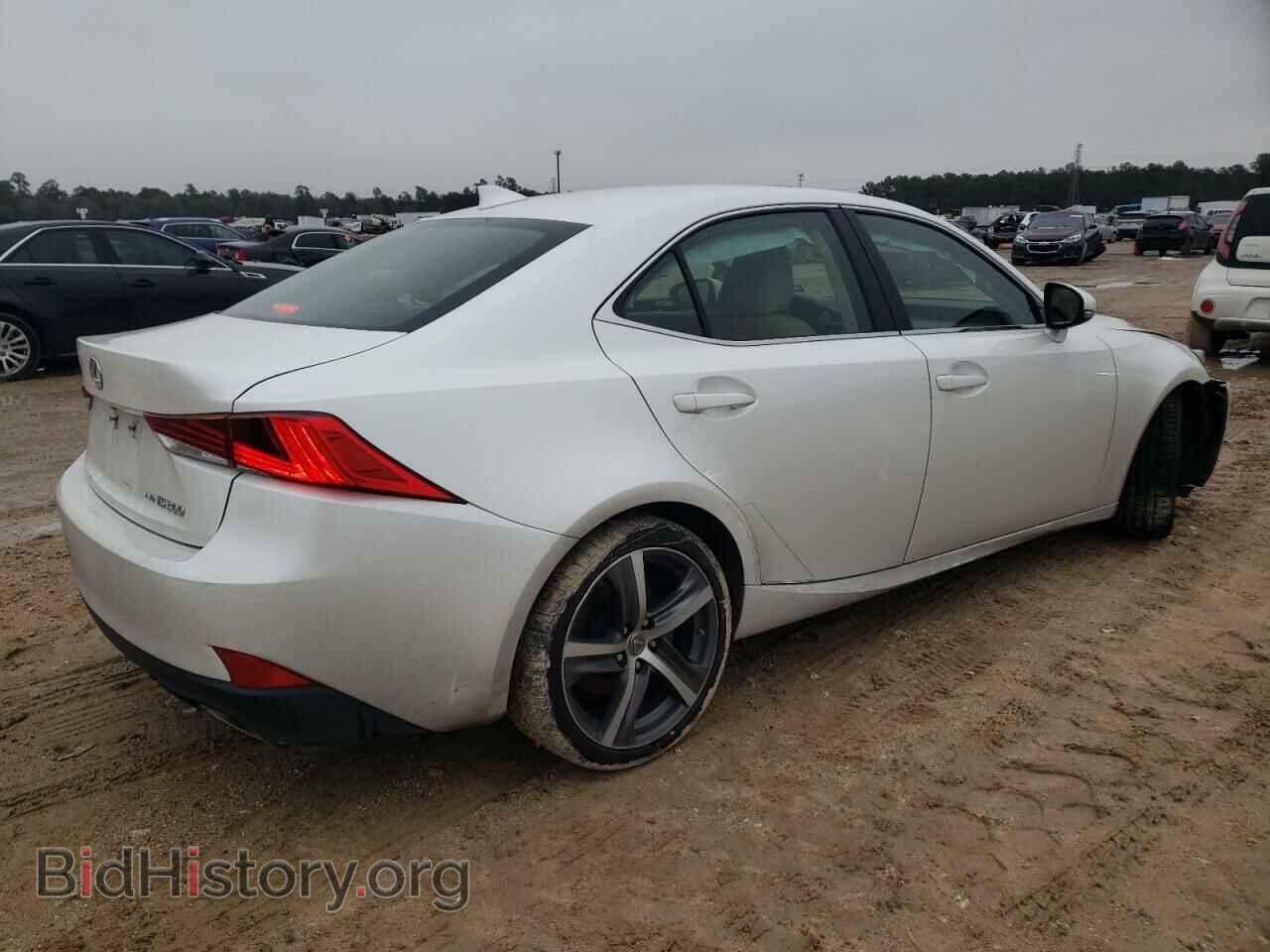 2018 LEXUS IS - VIN: JTHC81D22J5027985 - Фото 3