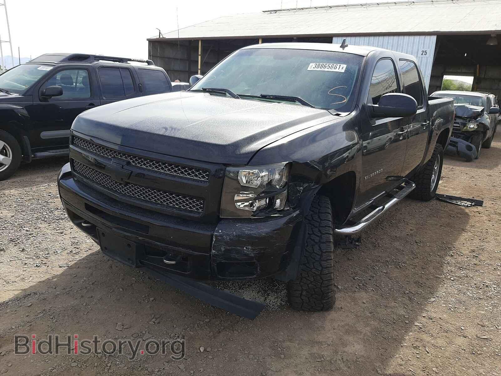 2011 CHEVROLET SILVERADO - VIN: 3GCPKSE37BG263091 - Фото 2