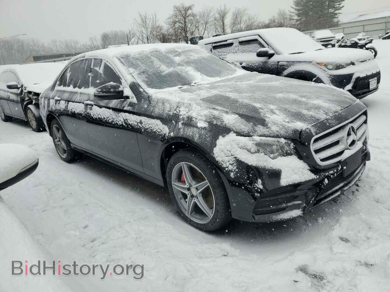 2017 MERCEDES-BENZ E-CLASS - VIN: WDDZF4KB8HA070403 - Фото 4