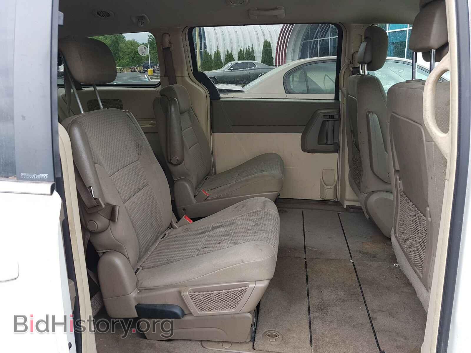 2010 CHRYSLER MINIVAN - VIN: 2A4RR2D19AR375026 - Фото 6