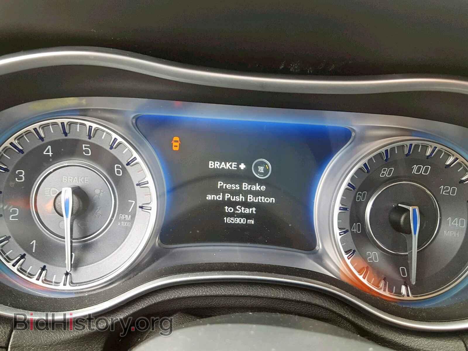 2015 CHRYSLER 300 - VIN: 2C3CCAAG1FH860696 - Фото 8