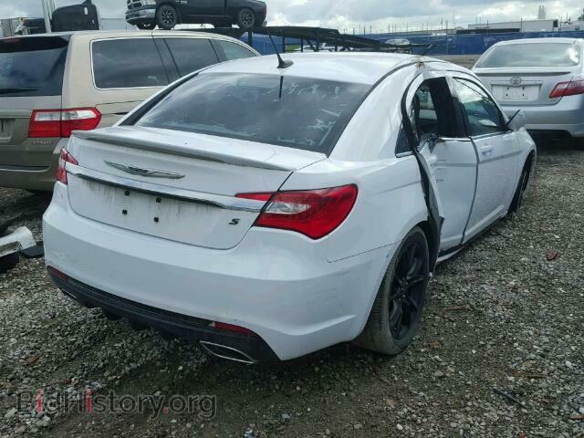 2013 CHRYSLER 200 - VIN: 1C3CCBHG4DN760656 - Photo 4