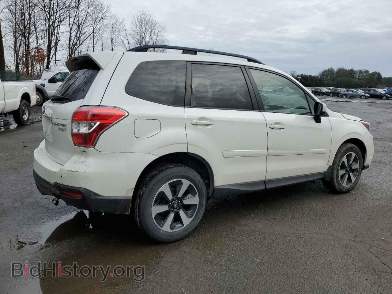 2017 SUBARU FORESTER - VIN: JF2SJAEC0HH576538 - Фото 3