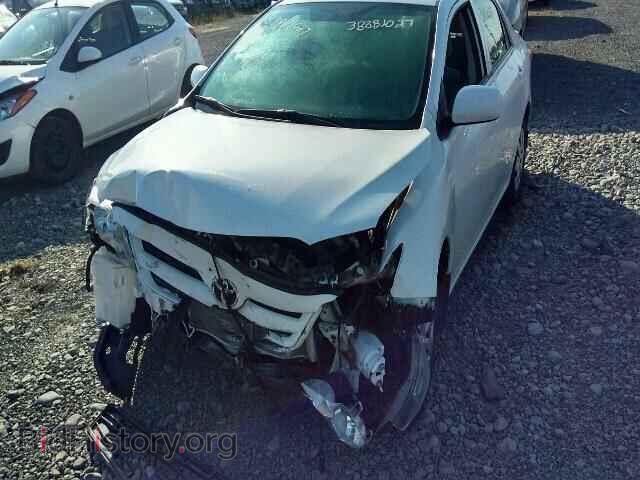 2013 TOYOTA COROLLA - VIN: 2T1BU4EE4DC127208 - Фото 2