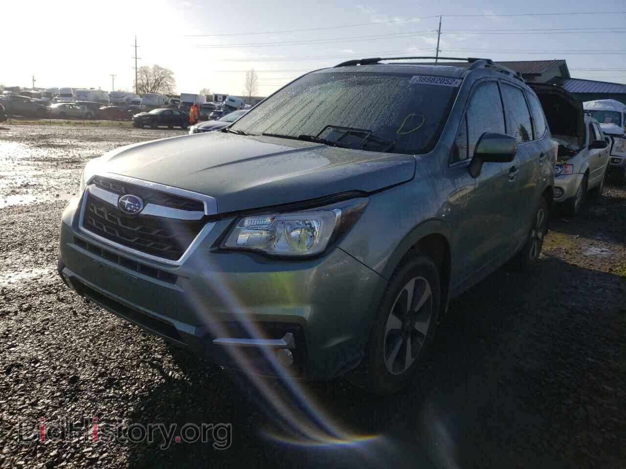 2017 SUBARU FORESTER - VIN: JF2SJAJC7HH518397 - Фото 2