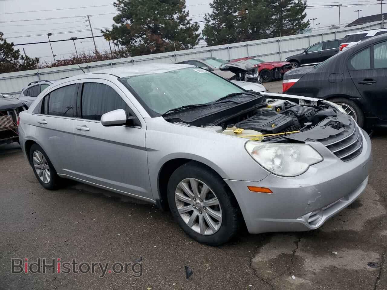 2010 CHRYSLER SEBRING - VIN: 1C3CC5FB5AN234038 - Фото 4