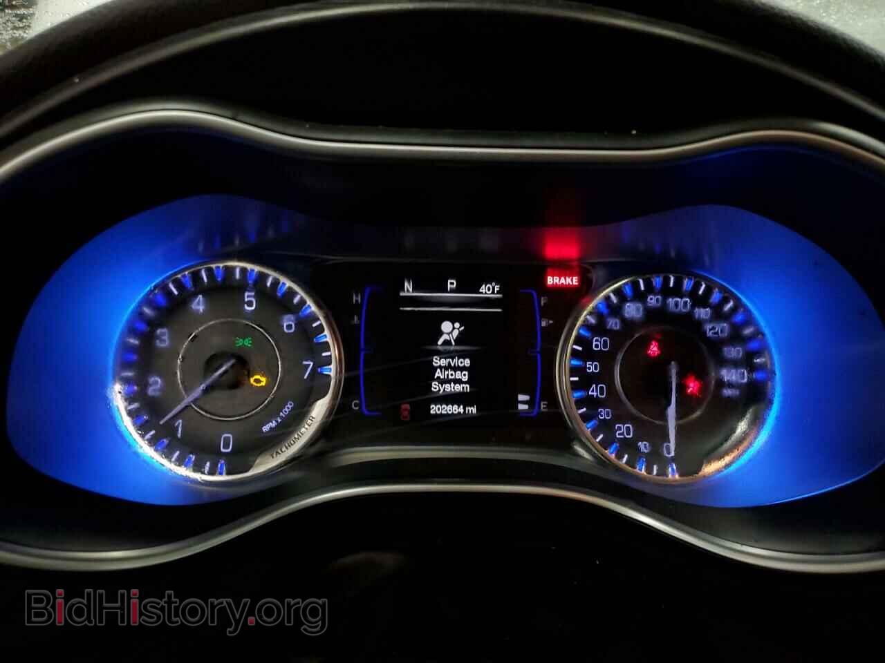 2015 CHRYSLER 200 - VIN: 1C3CCCABXFN722663 - Фото 9