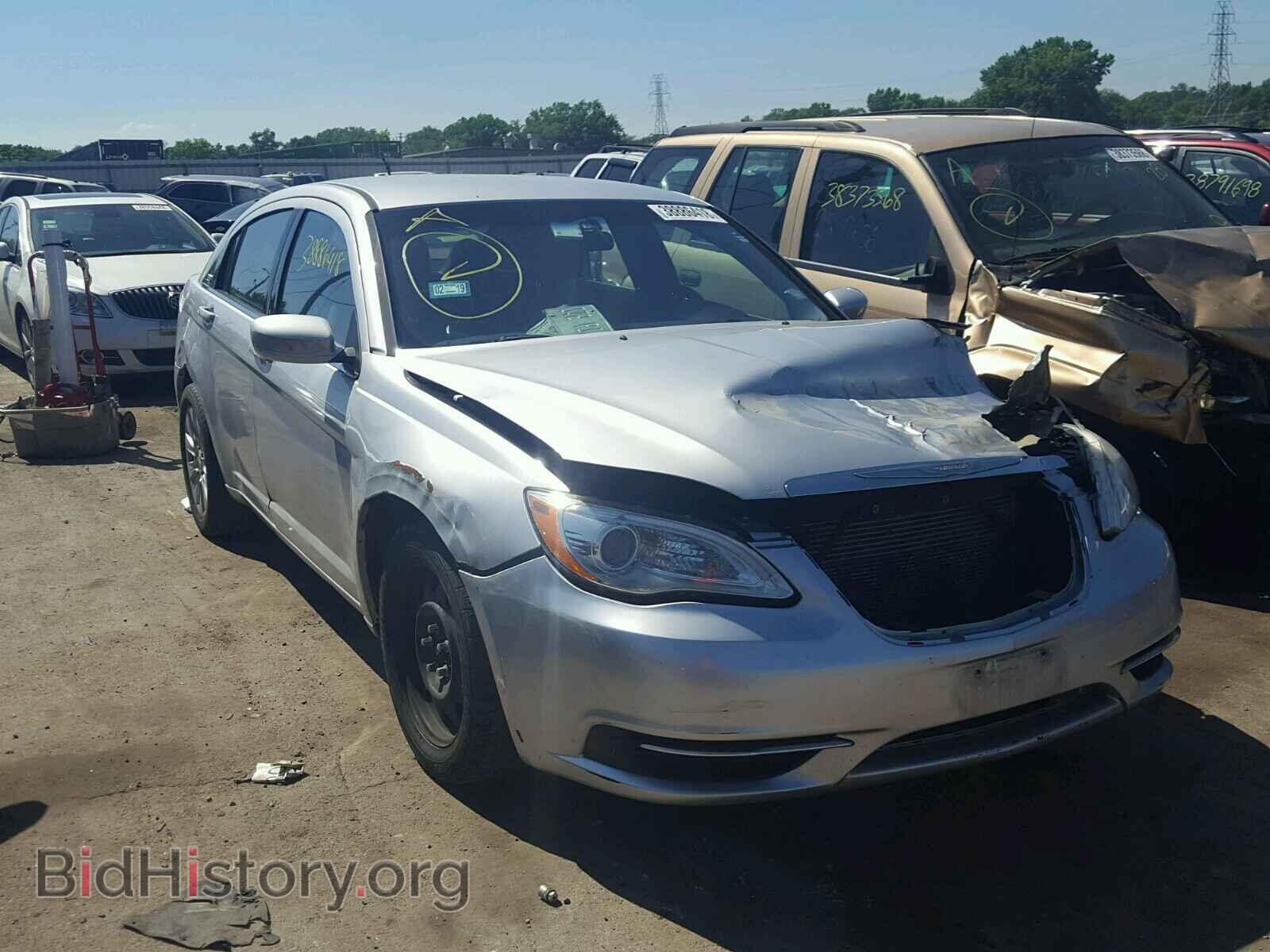 Фотография 1C3CCBABXCN100571 - CHRYSLER 200 2012