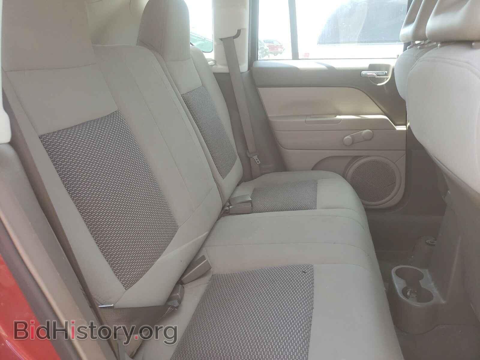 2008 JEEP COMPASS - VIN: 1J8FT47W88D649450 - Фото 6