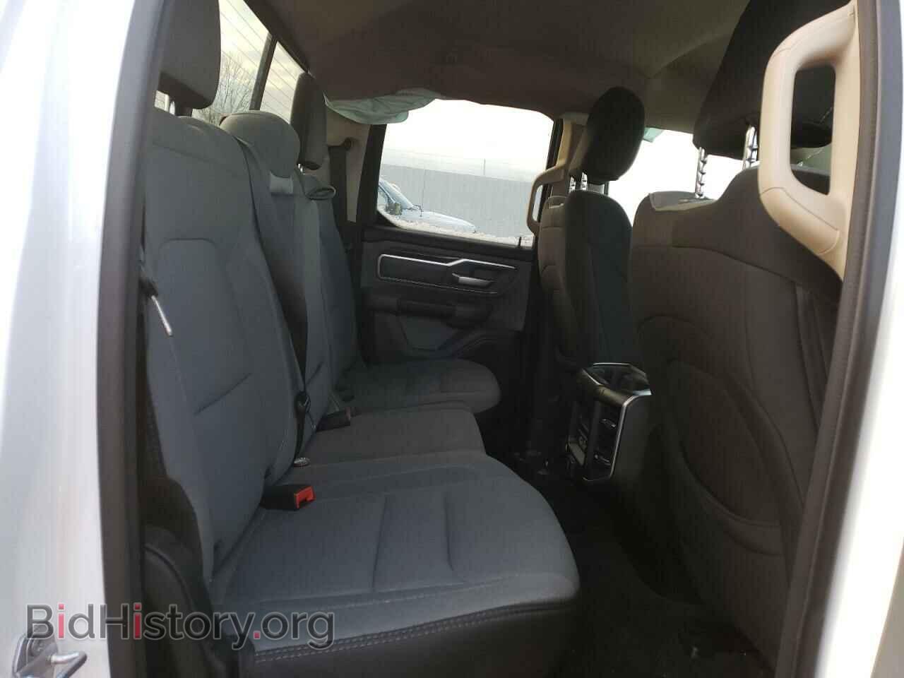 2020 RAM 1500 - VIN: 1C6SRFBT2LN124701 - Фото 10