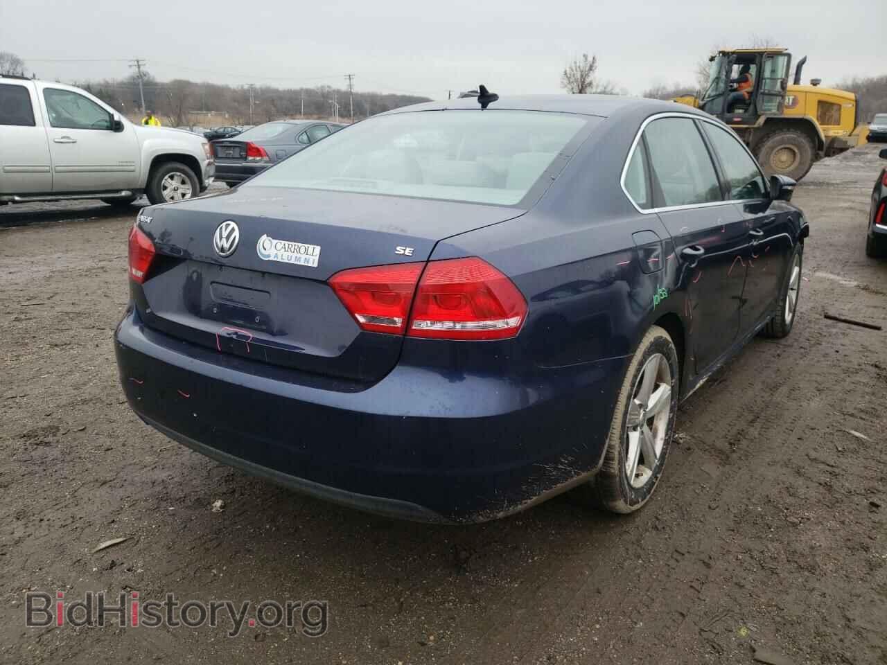 2012 VOLKSWAGEN PASSAT - VIN: 1VWBP7A30CC032033 - Фото 4