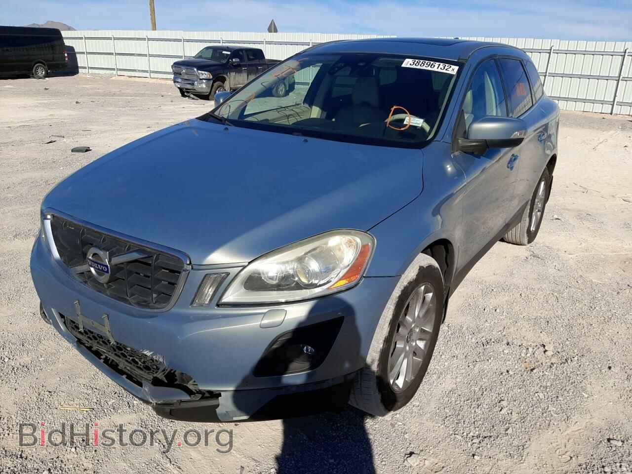 2010 VOLVO XC60 - VIN: YV4992DZ2A2030413 - Фото 2