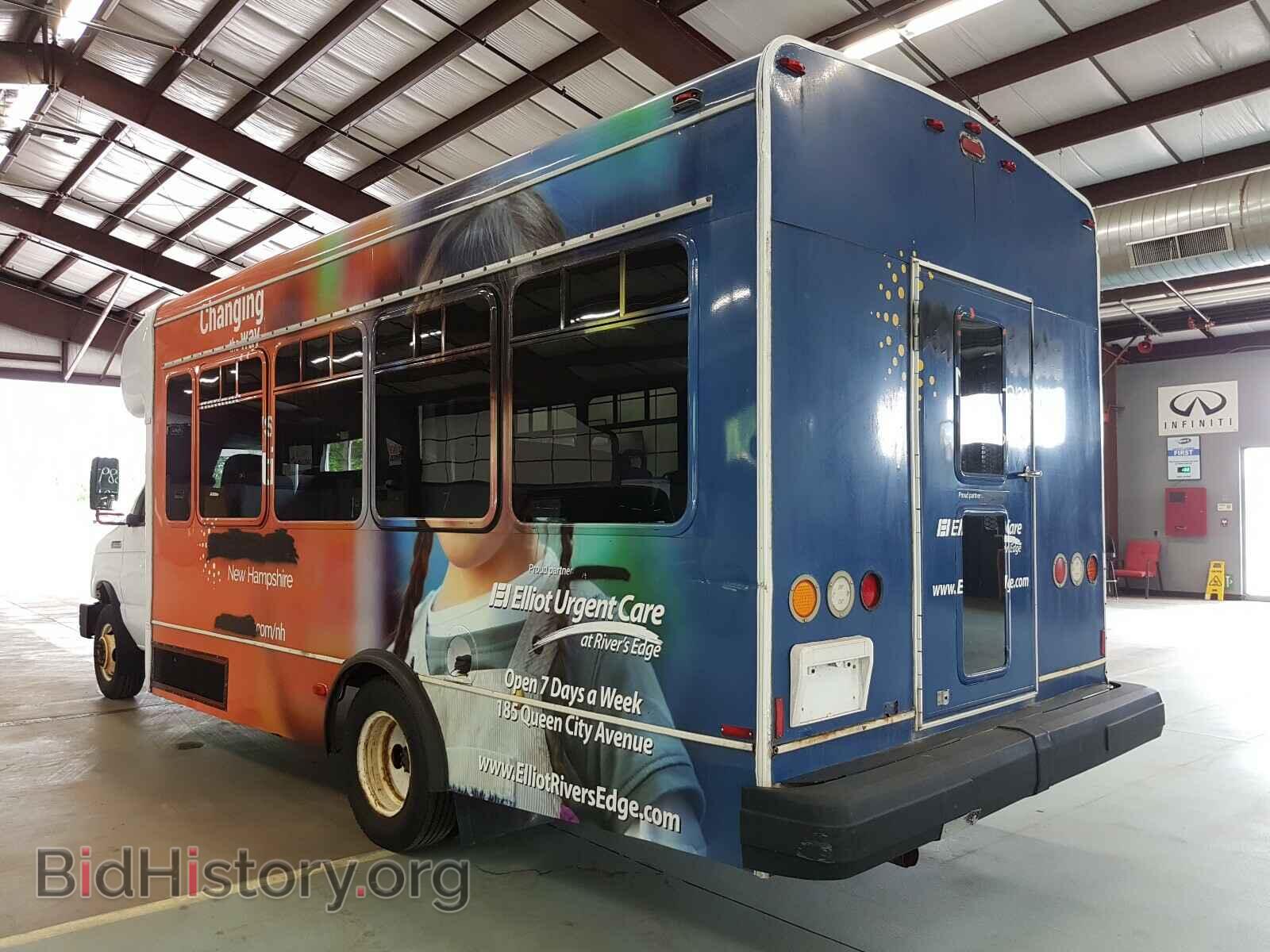 2011 FORD ECONOLINE - VIN: 1FDFE4FSXBDA63576 - Фото 3