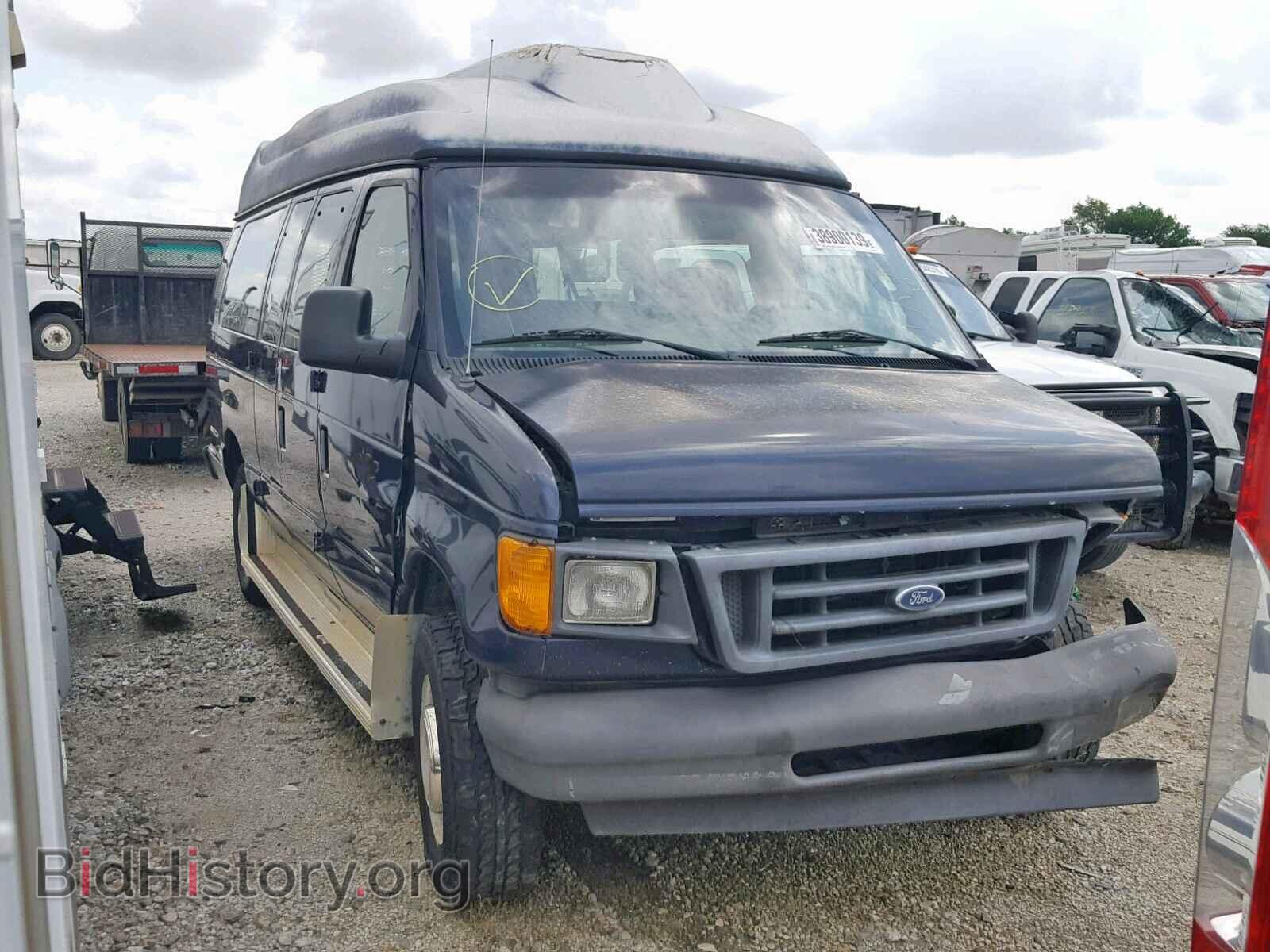 Photo 1FBSS31L13HA98897 - FORD ECONOLINE 2003