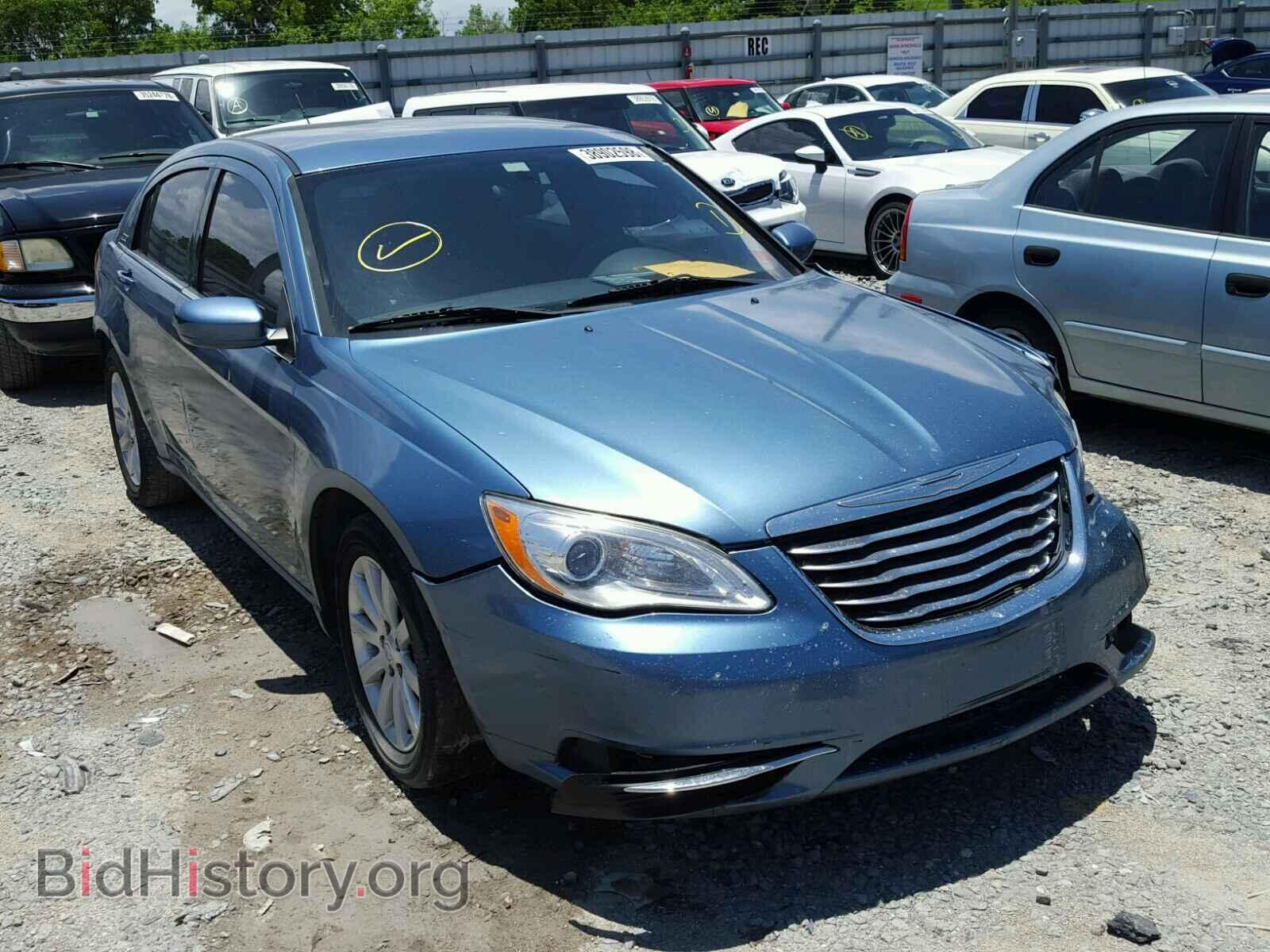 Photo 1C3BC1FB8BN606610 - CHRYSLER 200 2011