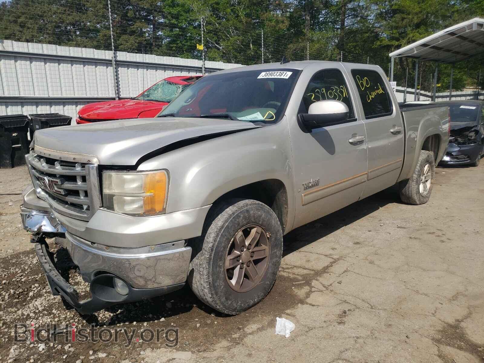 2008 GMC SIERRA - VIN: 2GTEC13J281241663 - Photo 2