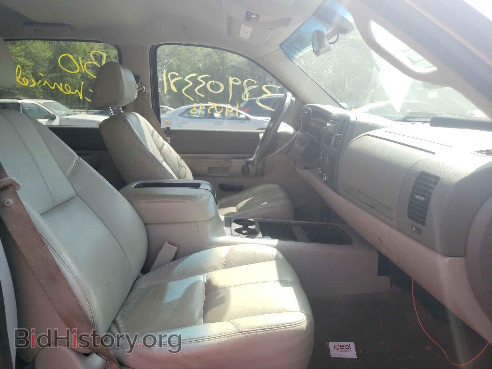 2008 GMC SIERRA - VIN: 2GTEC13J281241663 - Photo 5