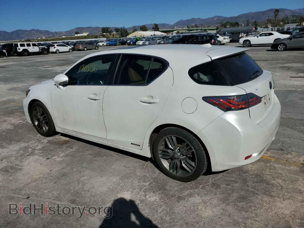 2013 LEXUS CT 200 - VIN: JTHKD5BH7D2164271 - Фото 2