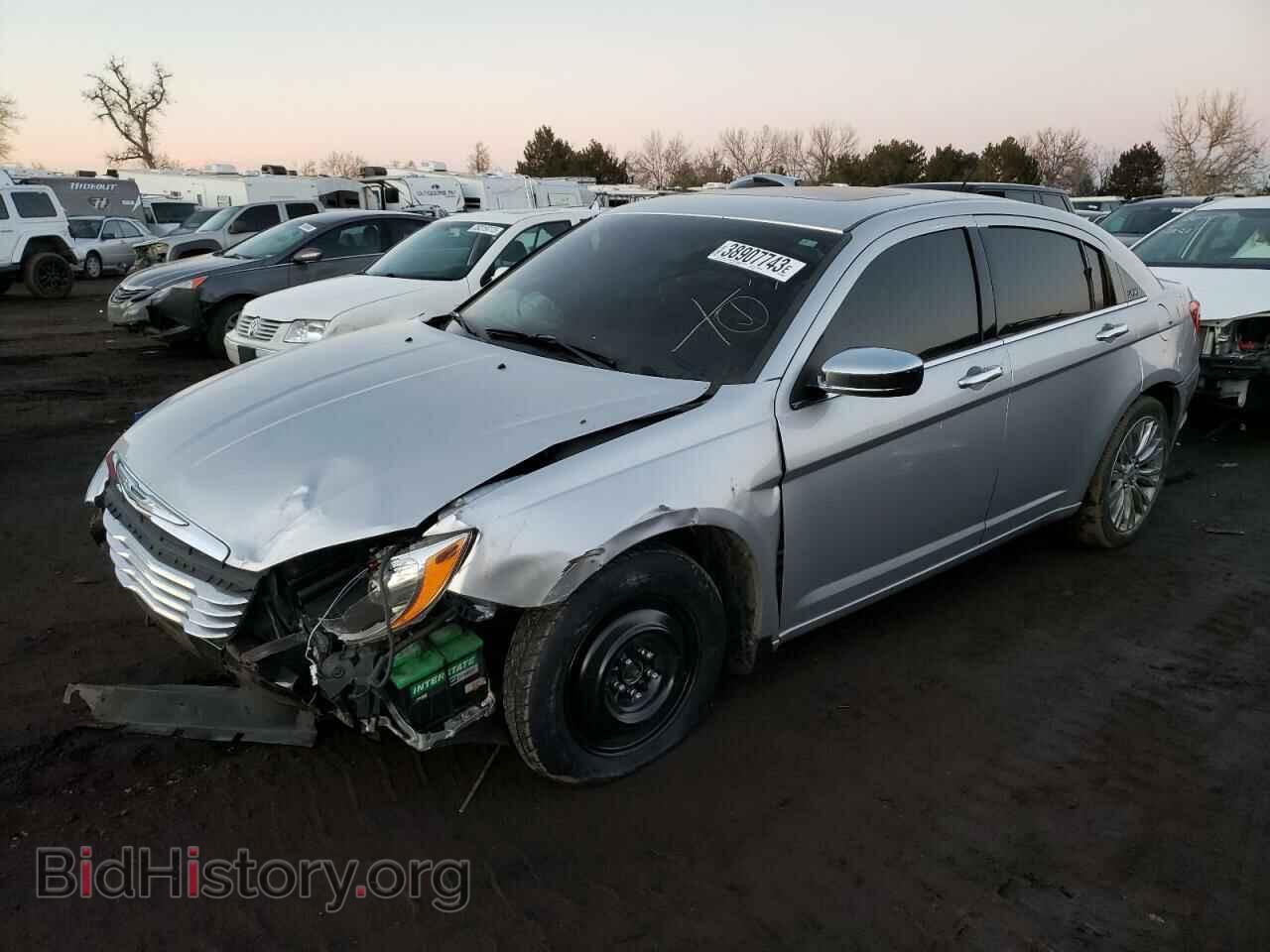 Photo 1C3BC2FB0BN572006 - CHRYSLER 200 2011