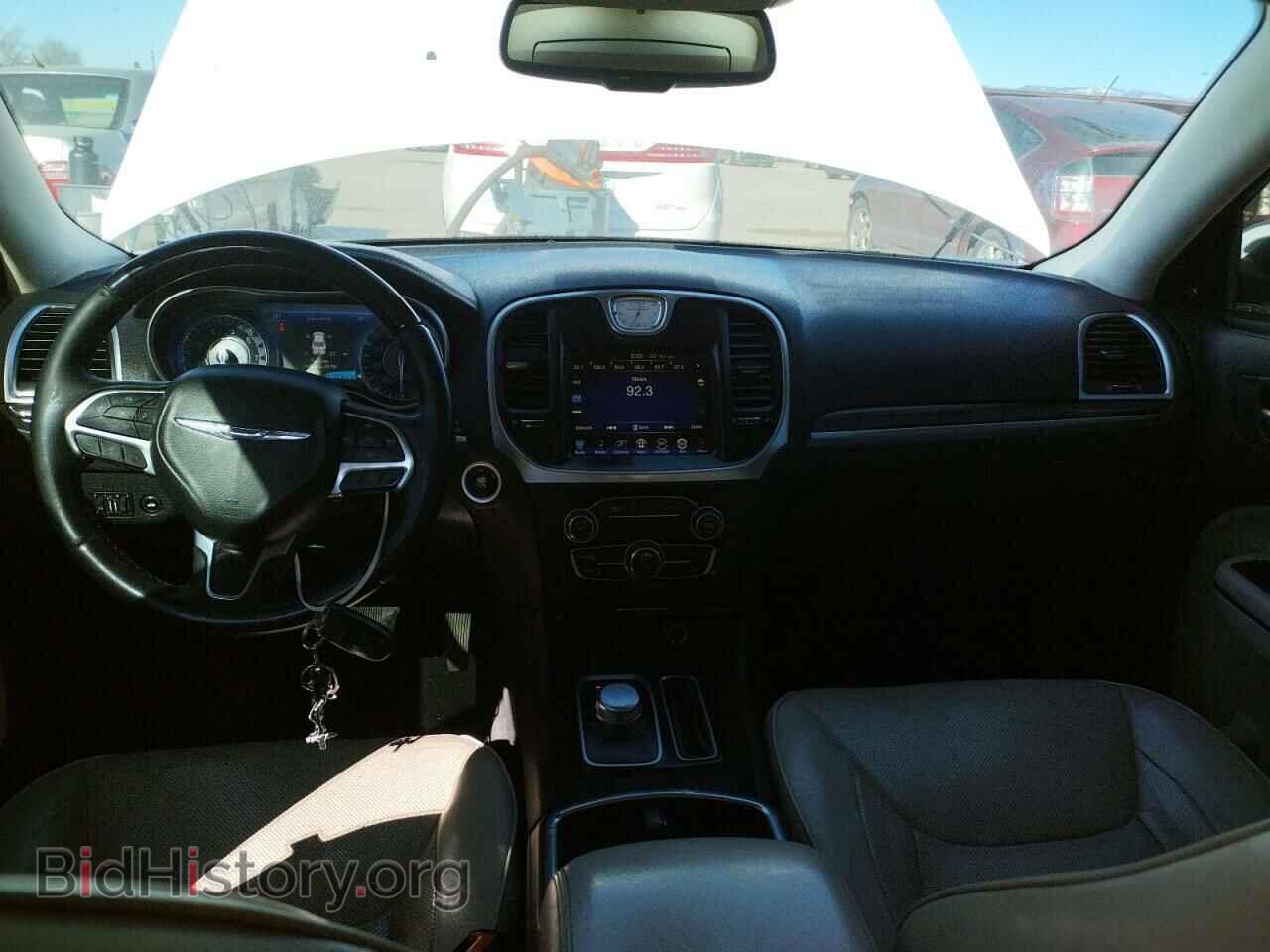 2016 CHRYSLER 300 - VIN: 2C3CCAEG4GH161297 - Фото 8