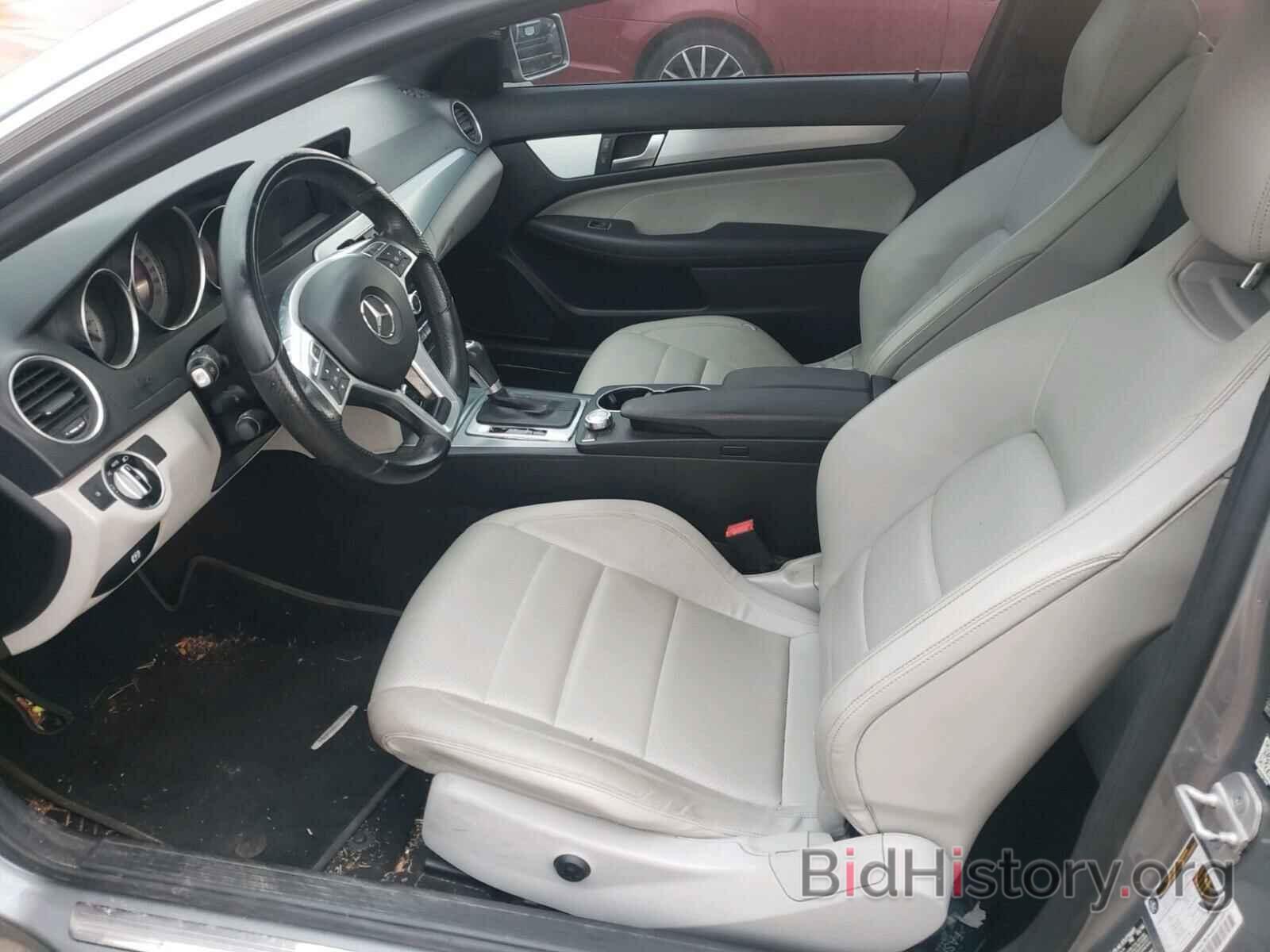 Photo WDDGJ4HB8EG285625 - MERCEDES-BENZ C CLASS 2014