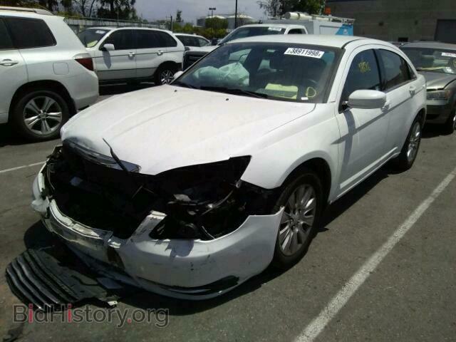 2014 CHRYSLER 200 - VIN: 1C3CCBABXEN212063 - Фото 2