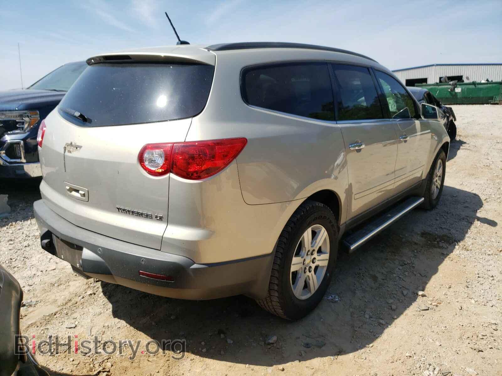 2011 CHEVROLET TRAVERSE - VIN: 1GNKRJED3BJ134585 - Фото 4
