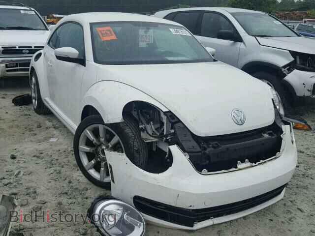 Photo 3VWJP7AT5CM640320 - VOLKSWAGEN BEETLE 2012