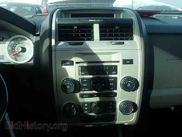 2011 FORD ESCAPE - VIN: 1FMCU9D76BKC06018 - Photo 9