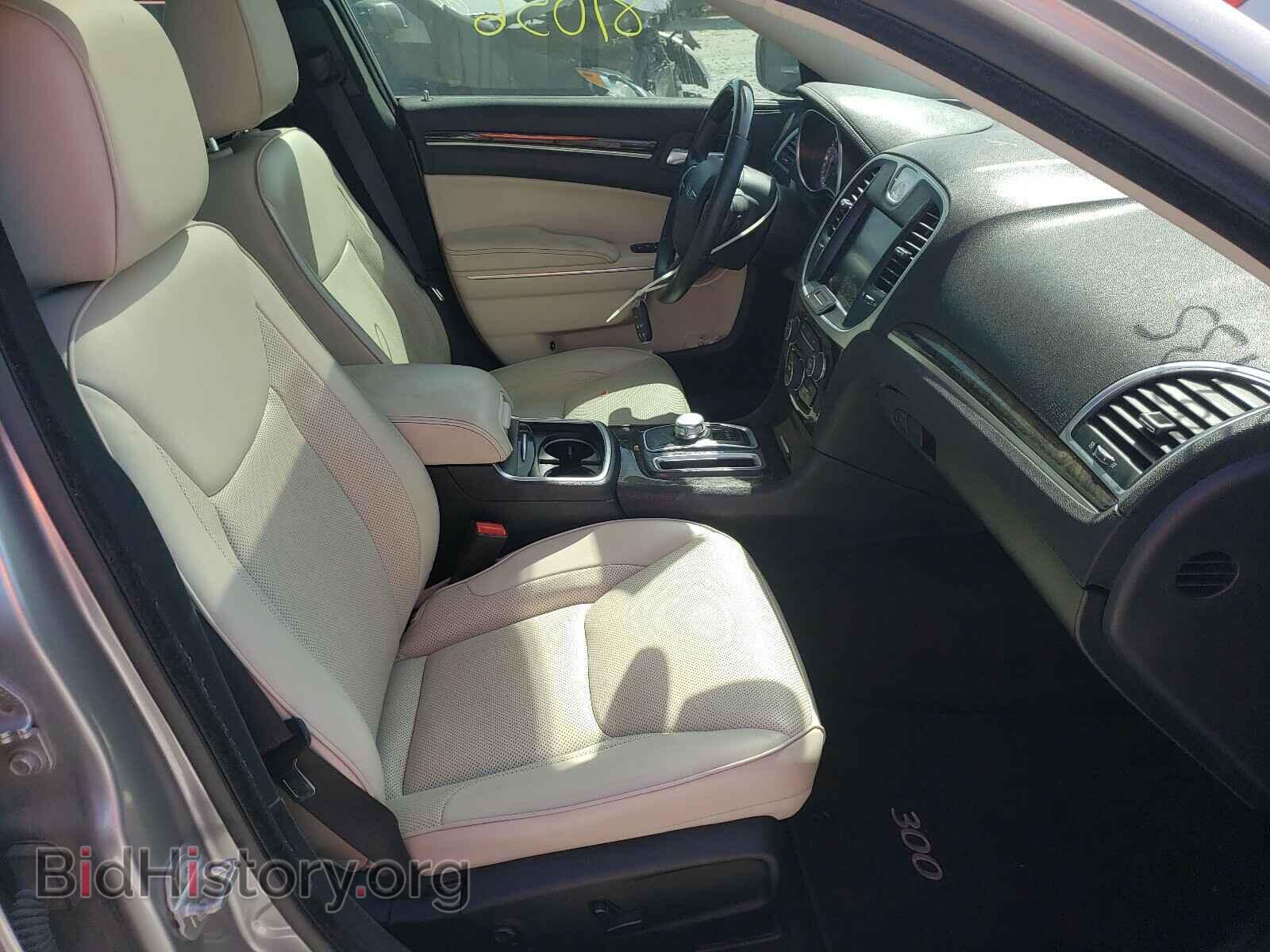2016 CHRYSLER 300 - VIN: 2C3CCAEG7GH181463 - Фото 5