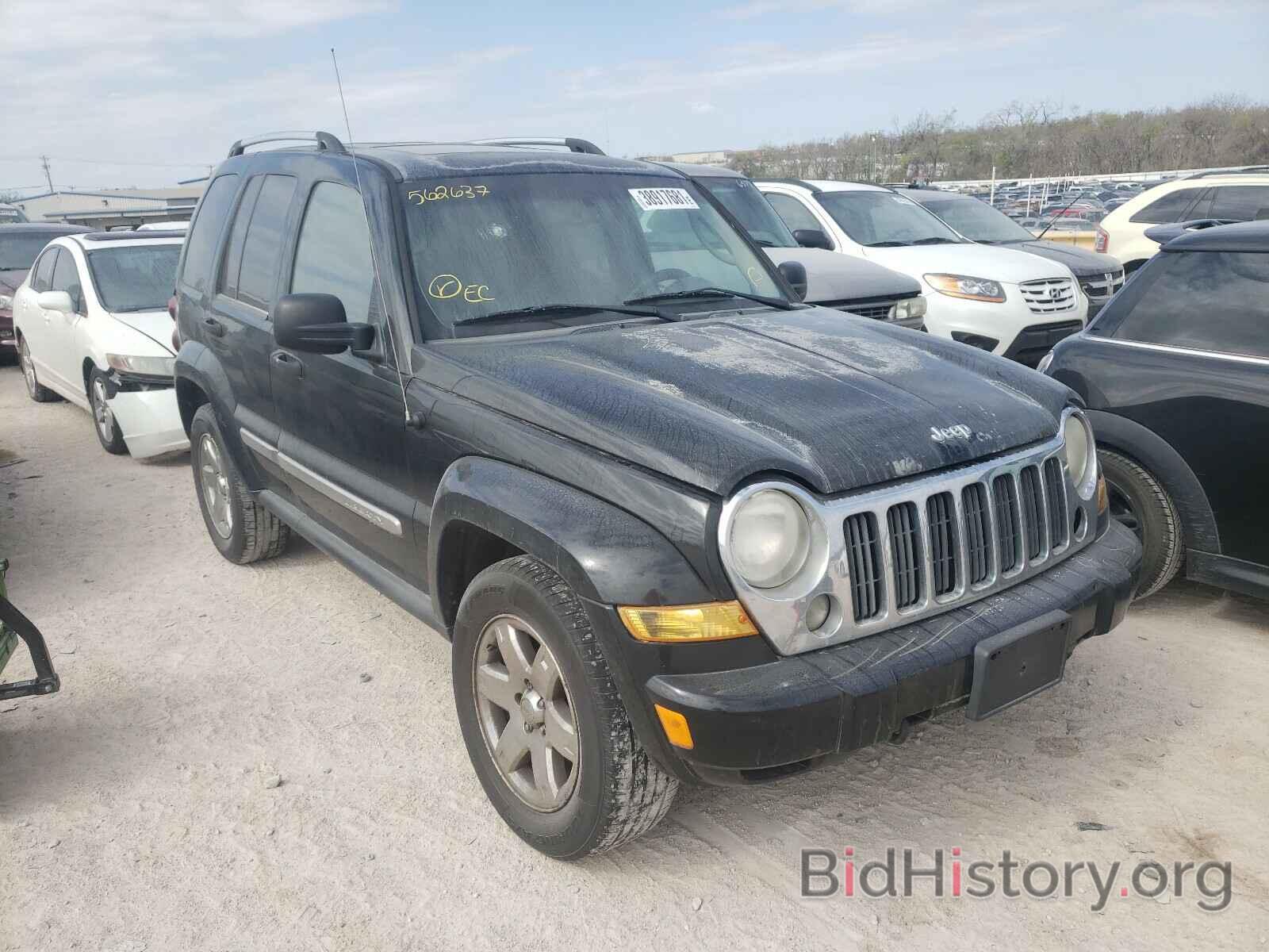 Photo 1J4GL58K27W562637 - JEEP LIBERTY 2007