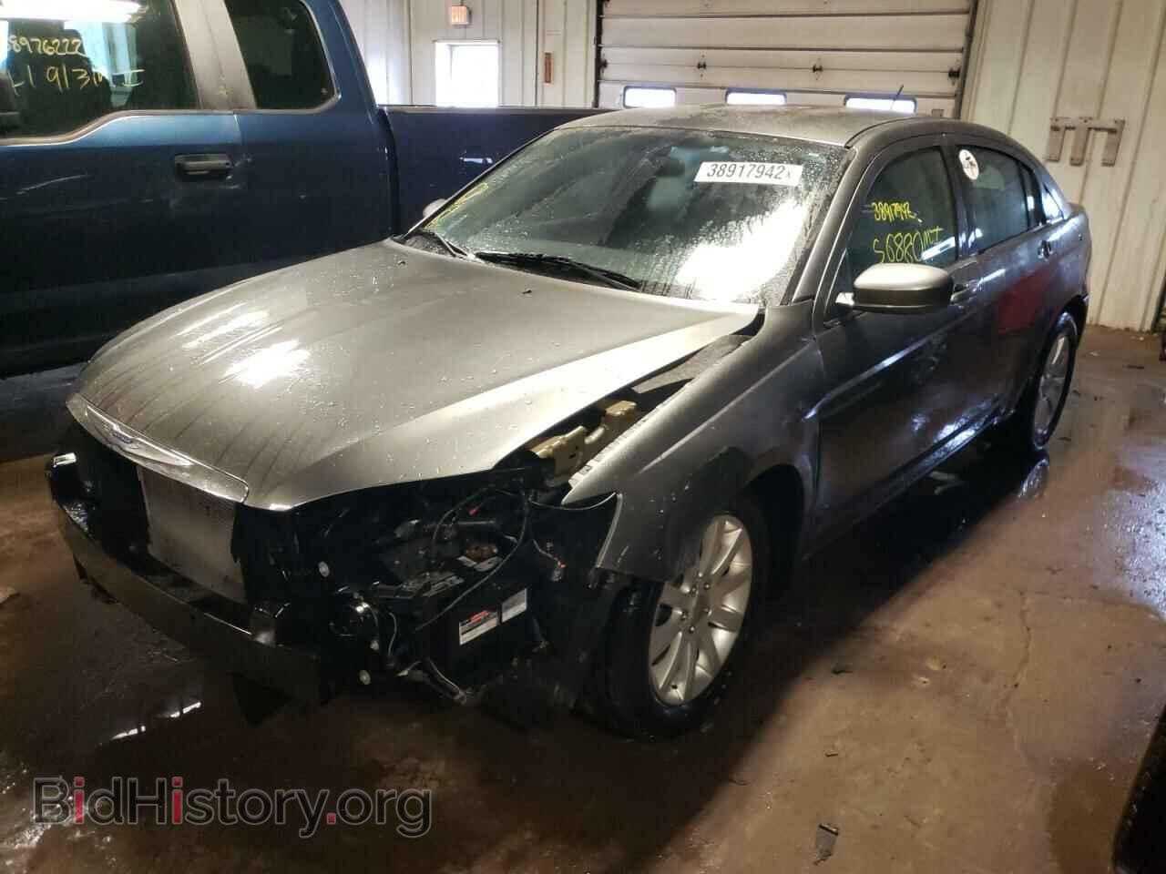 2012 CHRYSLER 200 - VIN: 1C3CCBBB0CN181577 - Фото 2