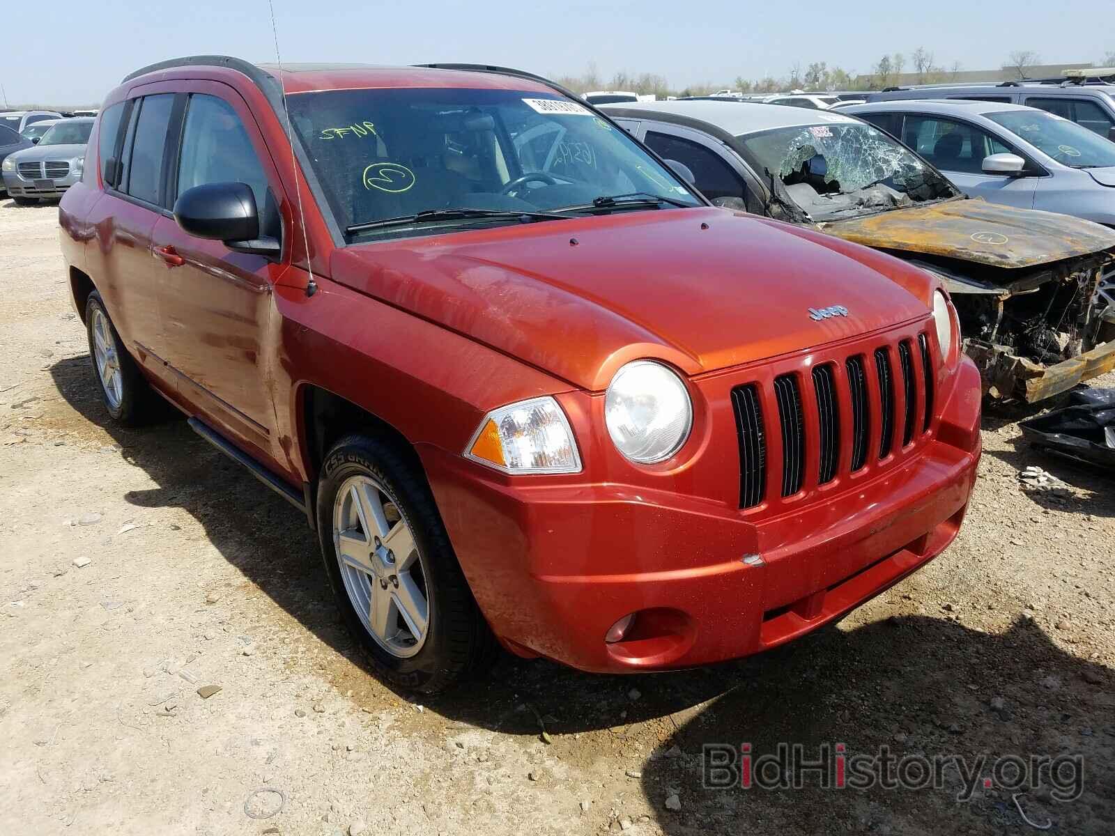 Фотография 1J4NT4FA4AD505175 - JEEP COMPASS 2016