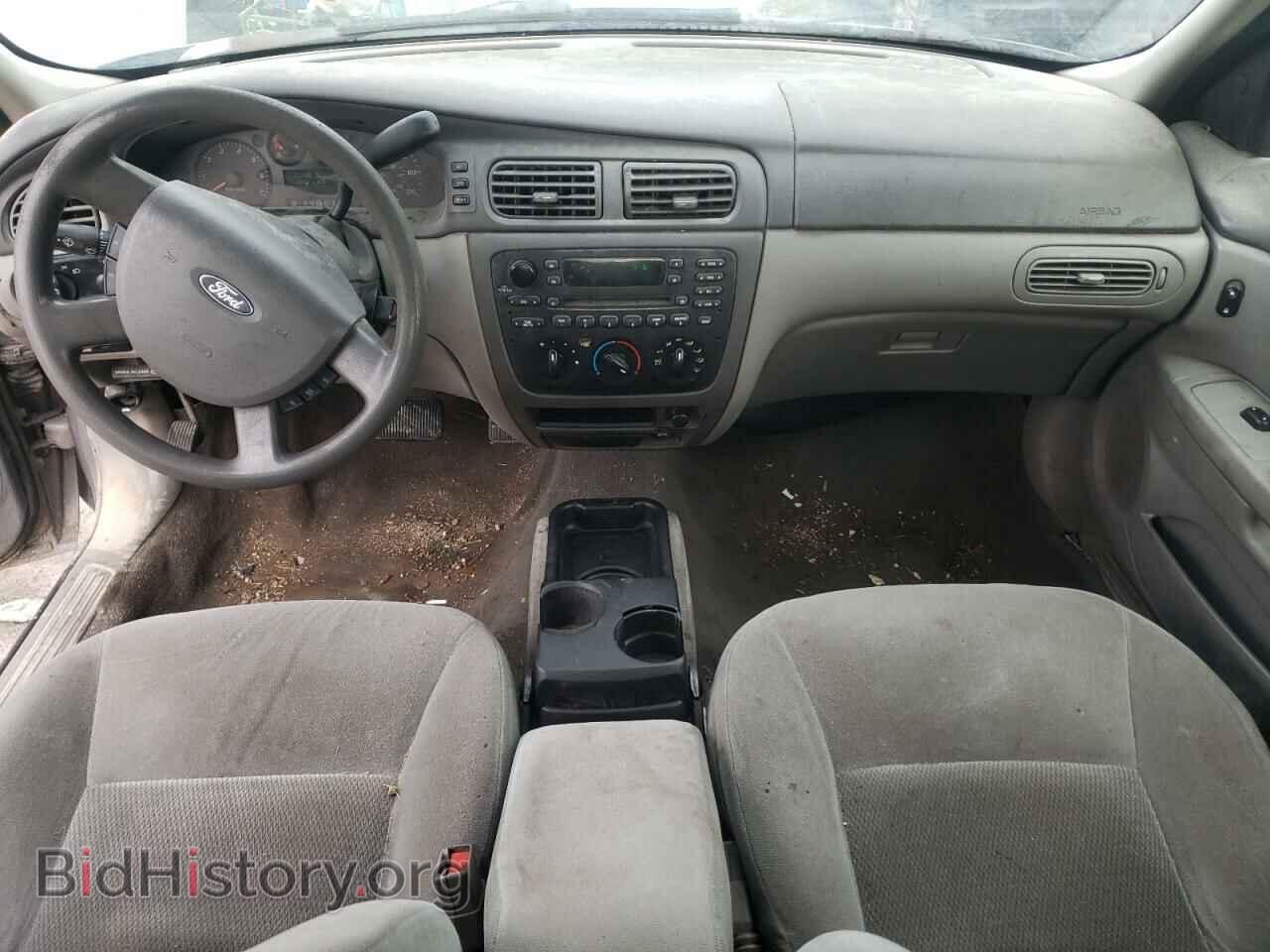 2006 FORD TAURUS - VIN: 1FAFP53U26A137757 - Фото 8