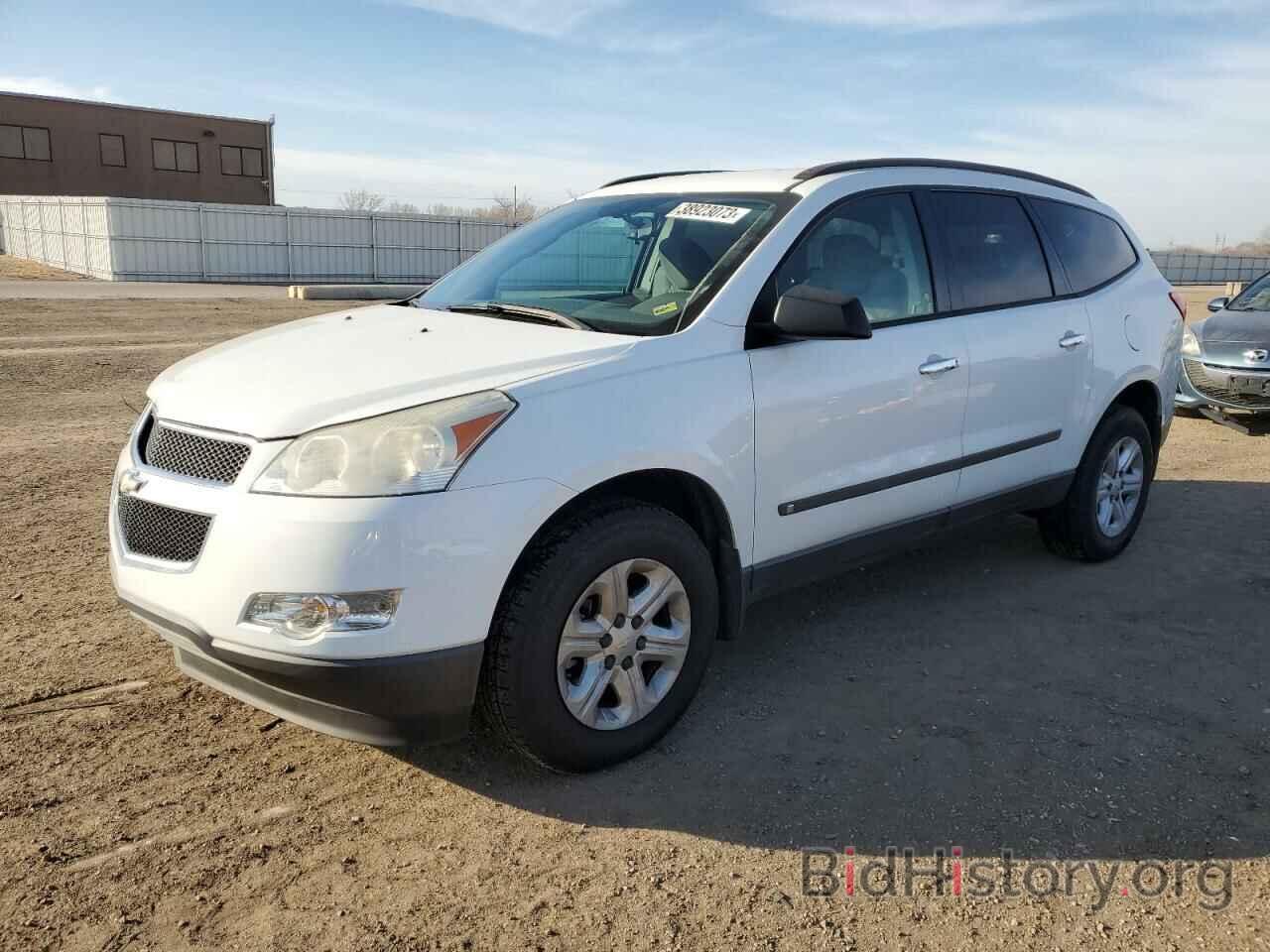 Photo 1GNLREED3AS155490 - CHEVROLET TRAVERSE 2010