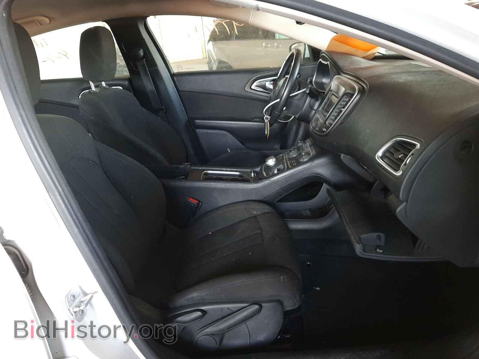 2016 CHRYSLER 200 - VIN: 1C3CCCAB1GN154207 - Фото 5